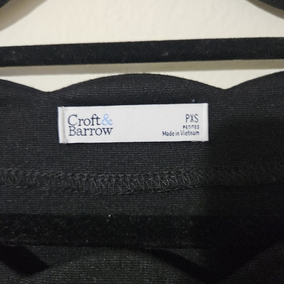 Croft & Barrow Scalloped Neckline Dress - Picture 3 of 9